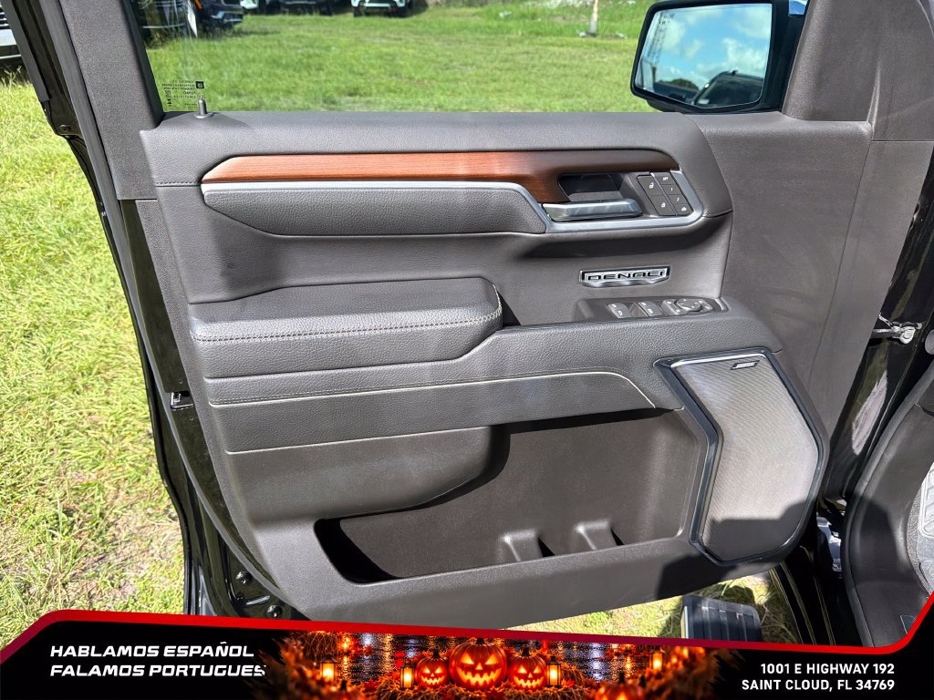 Used 2025 GMC Sierra 1500 Denali AWD/4WD image 12