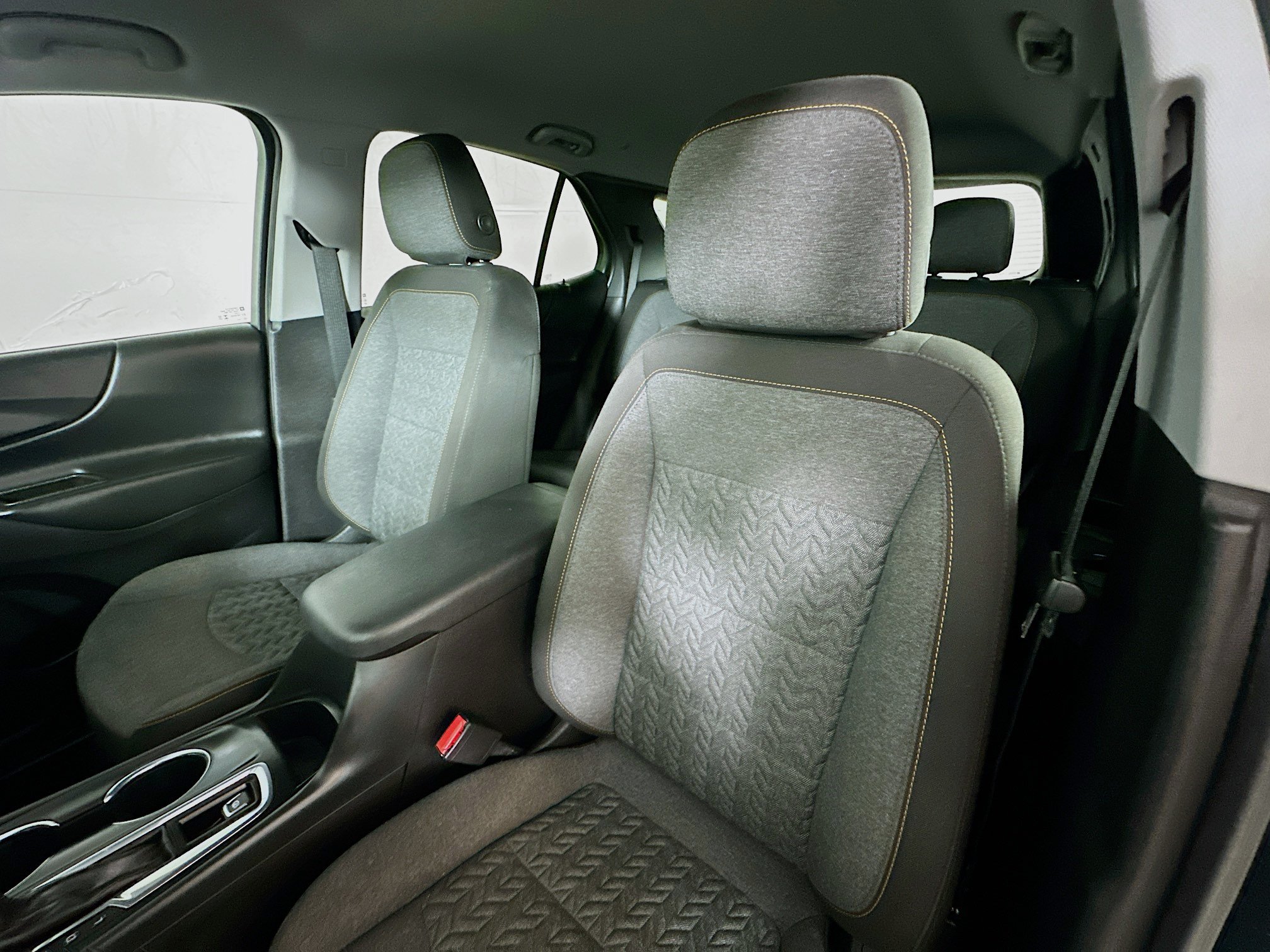 Used 2023 Chevrolet Equinox LT AWD/4WD image 19