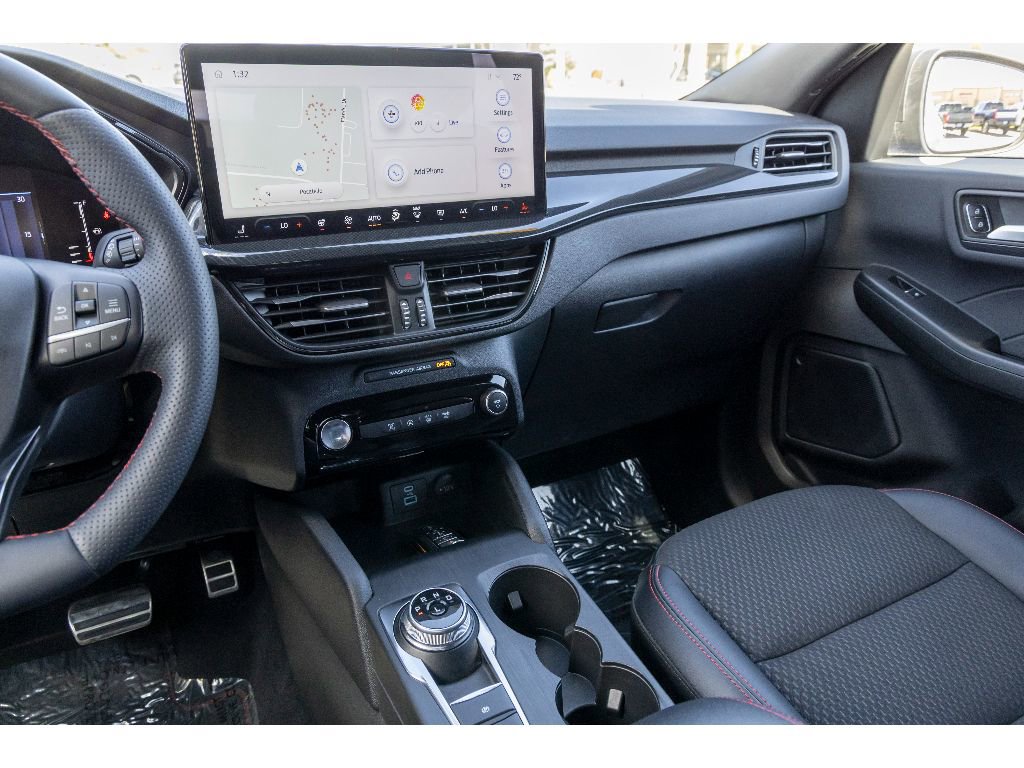 Used 2023 Ford Escape ST-Line w/ Tech Pack #1 AWD/4WD image 23