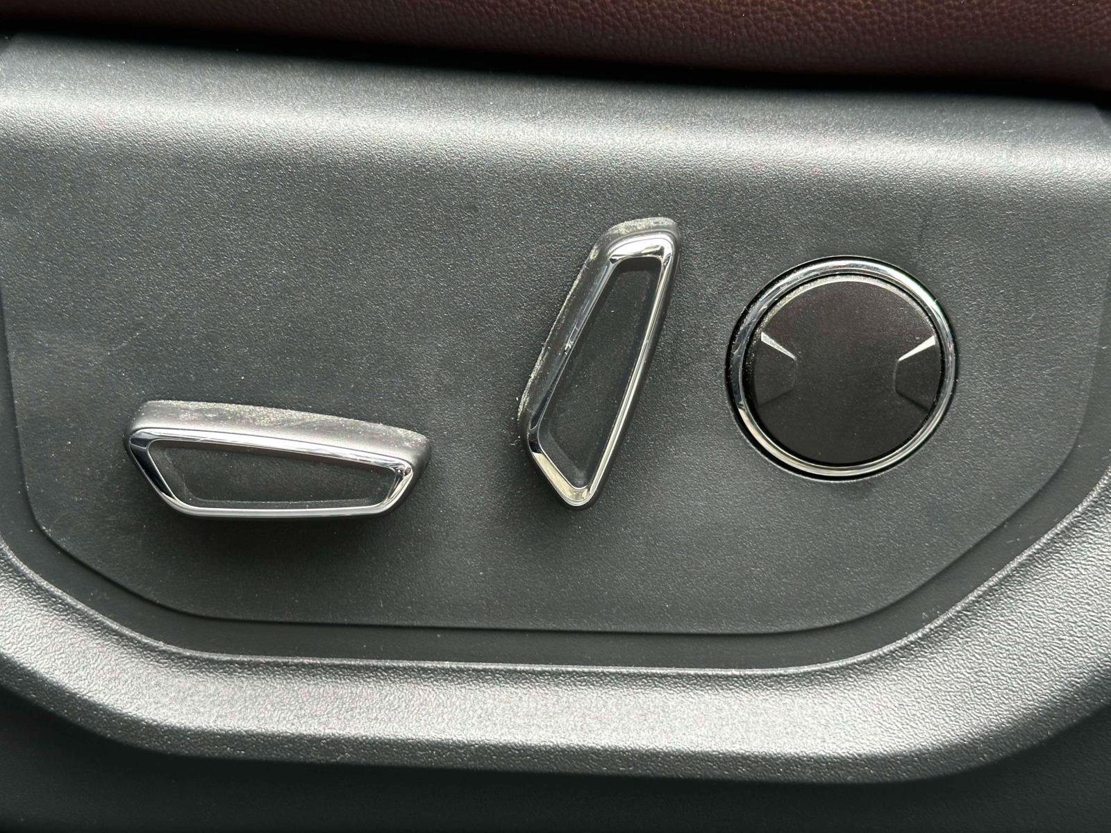 Certified 2023 Ford Expedition Limited image 17