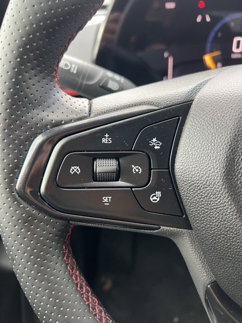 Used 2024 Chevrolet Trax RS image 24