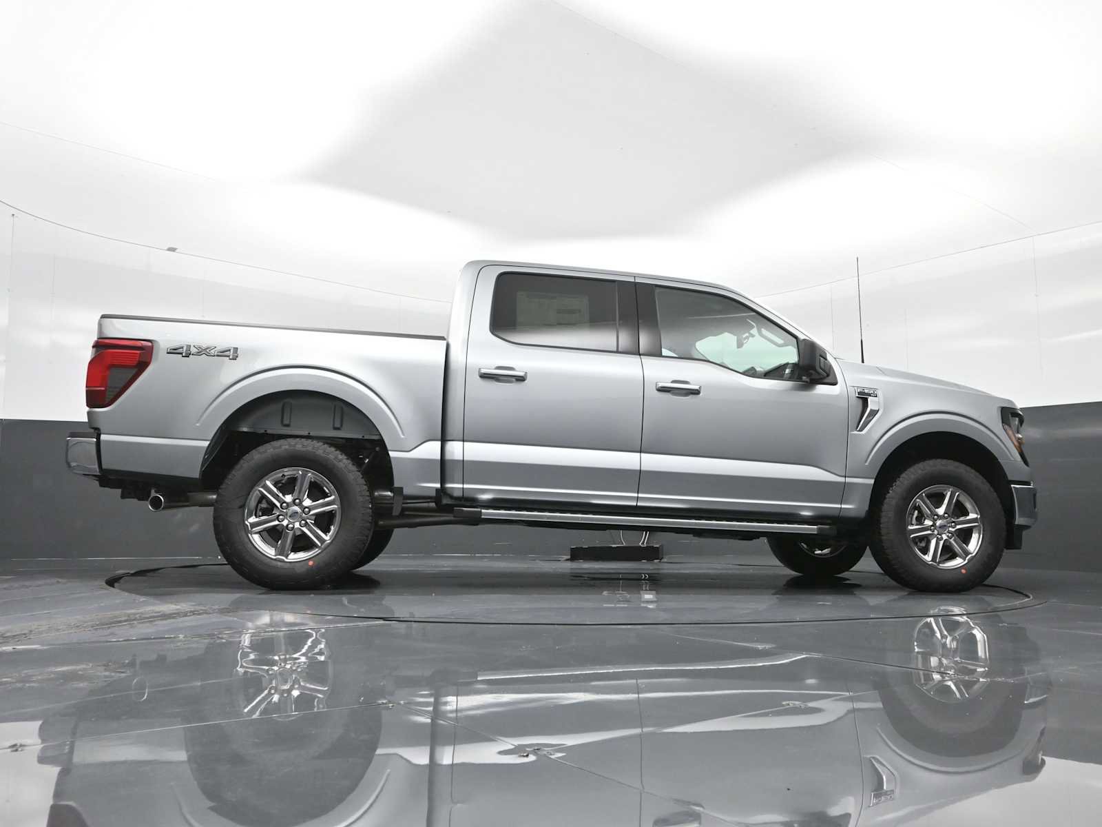 New 2024 Ford F150 XLT w/ Mobile Office Package image 25
