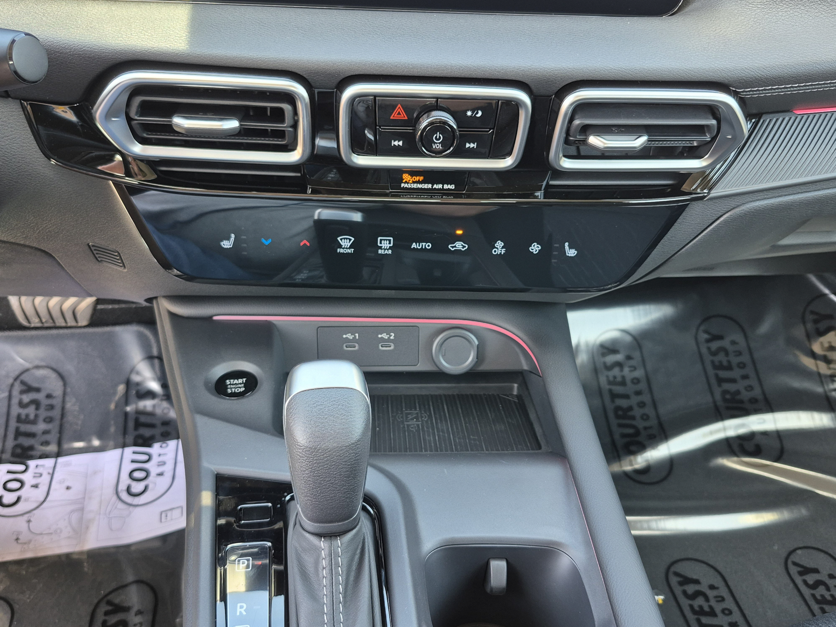 New 2026 Nissan Sentra SV w/ SV Convenience Package FWD image 25