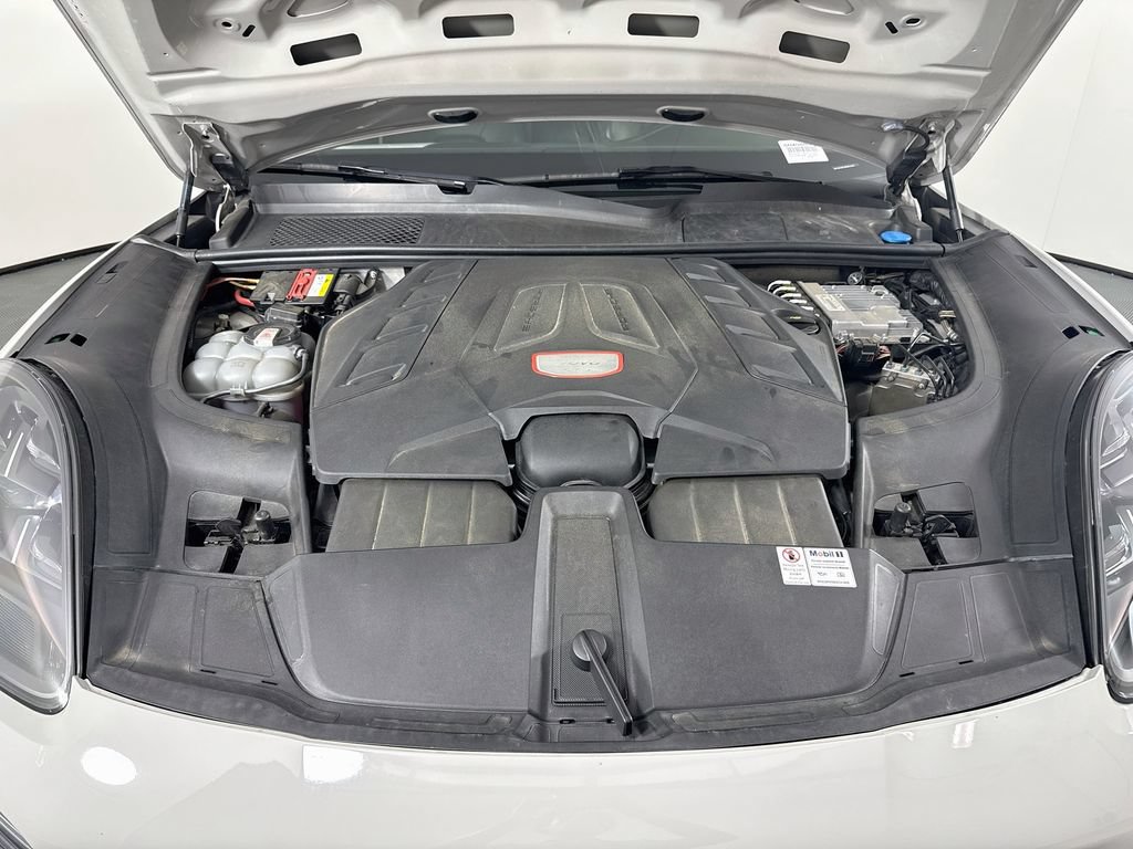 Certified 2021 Porsche Cayenne GTS AWD/4WD image 30