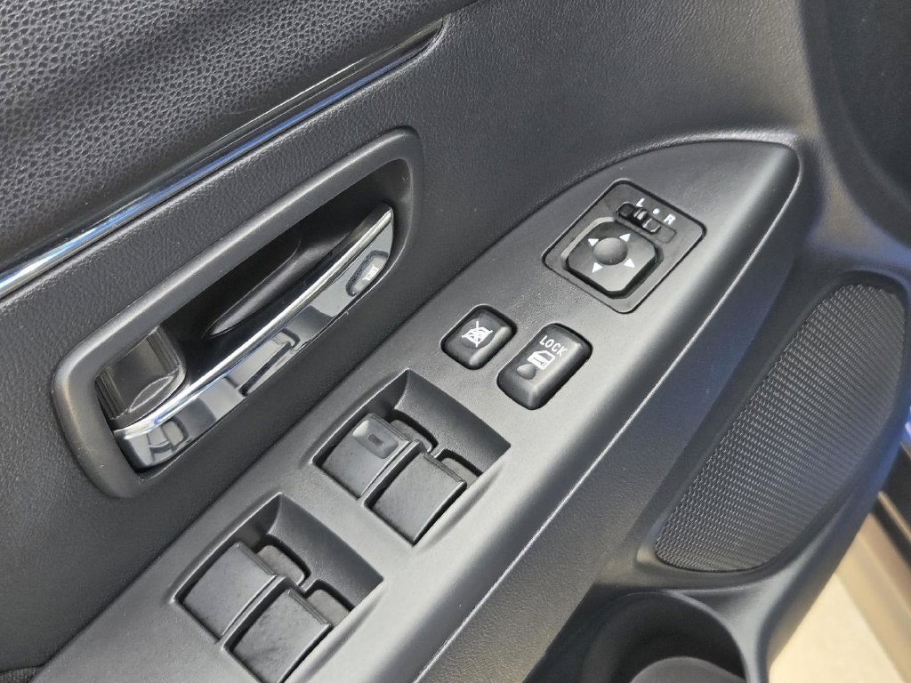 Used 2026 Mitsubishi Outlander Sport AWD image 16