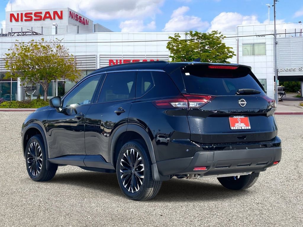 New 2026 Nissan Rogue Dark Armor image 2