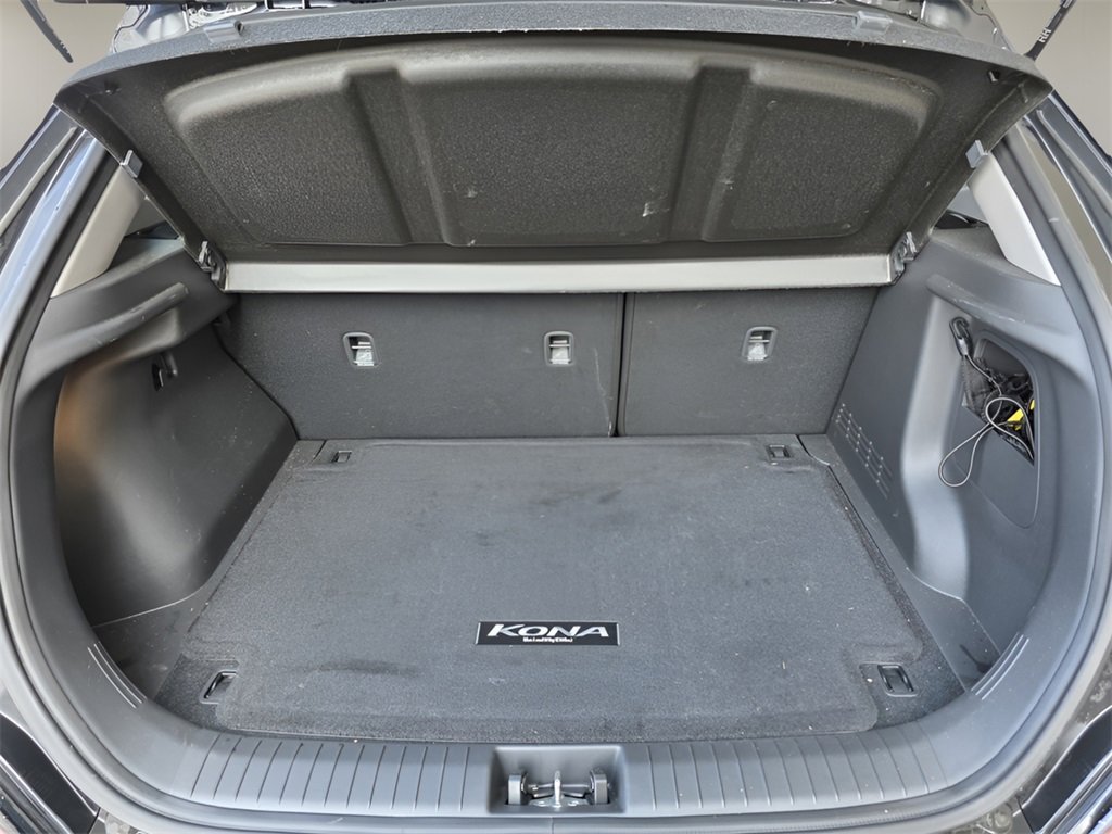 Used 2023 Hyundai Kona SEL image 14
