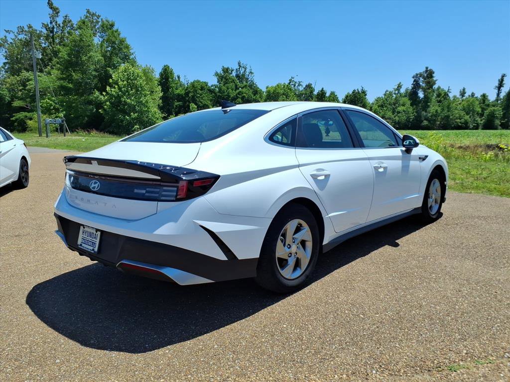 Certified 2025 Hyundai Sonata SE FWD image 5