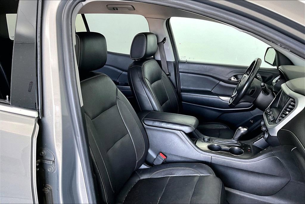 Used 2019 GMC Acadia SLT image 10