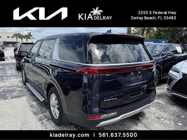 Certified 2024 Kia Carnival LX FWD image 3