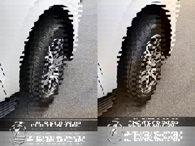 Used 2024 Ford Expedition Max Limited image 11