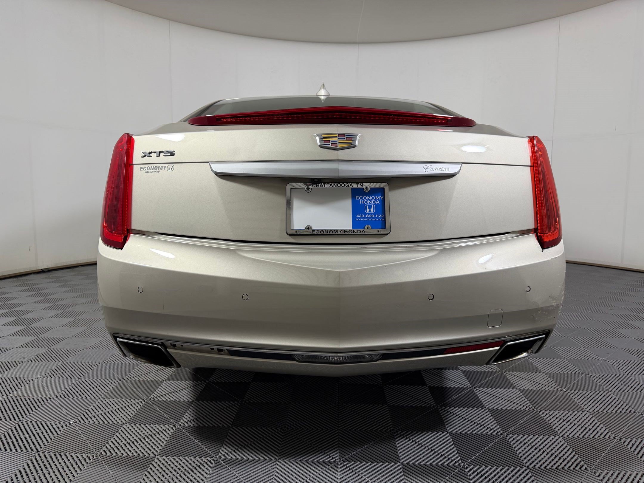 Used 2016 Cadillac XTS Luxury FWD image 8