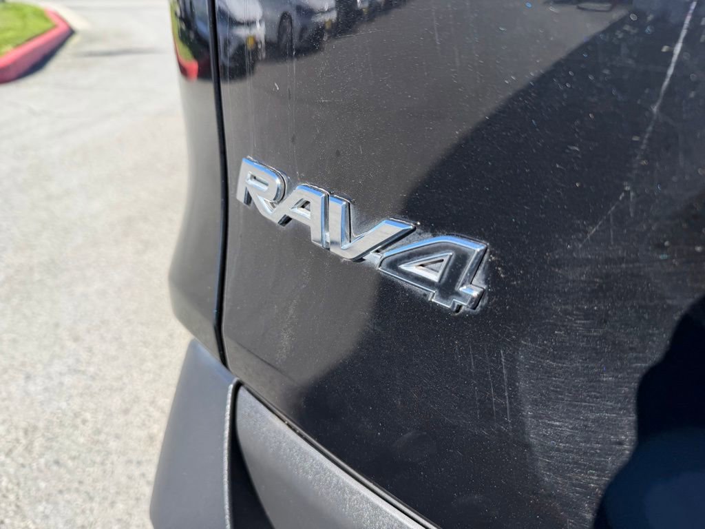 Used 2024 Toyota RAV4 LE image 10