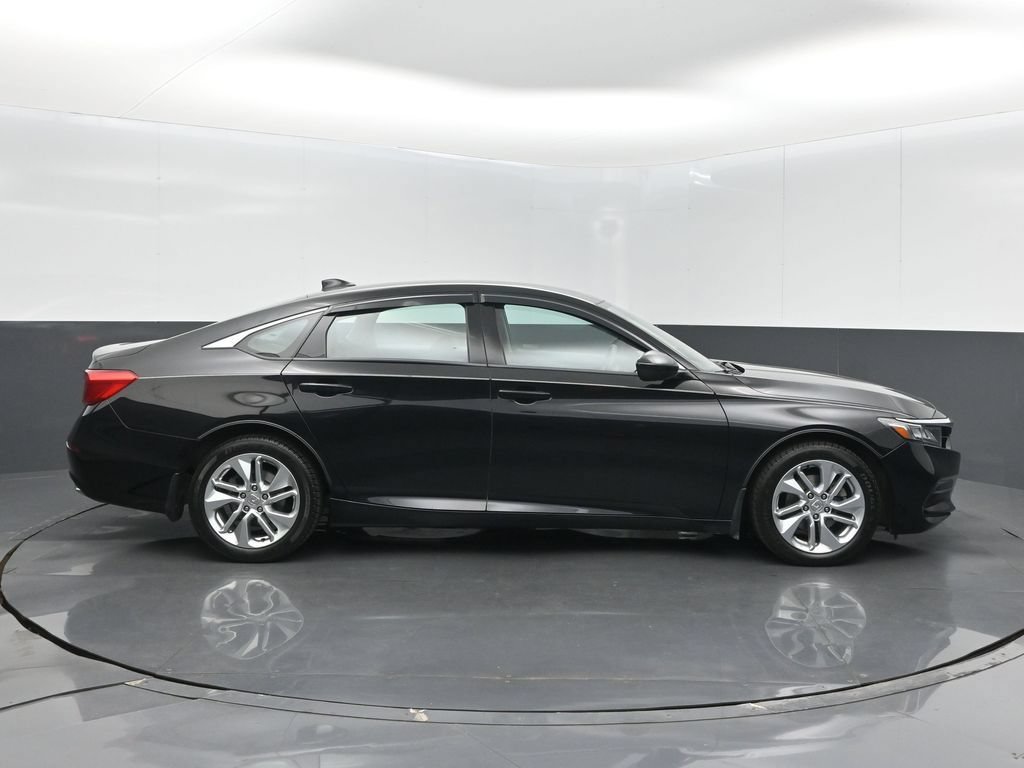Used 2018 Honda Accord LX image 5