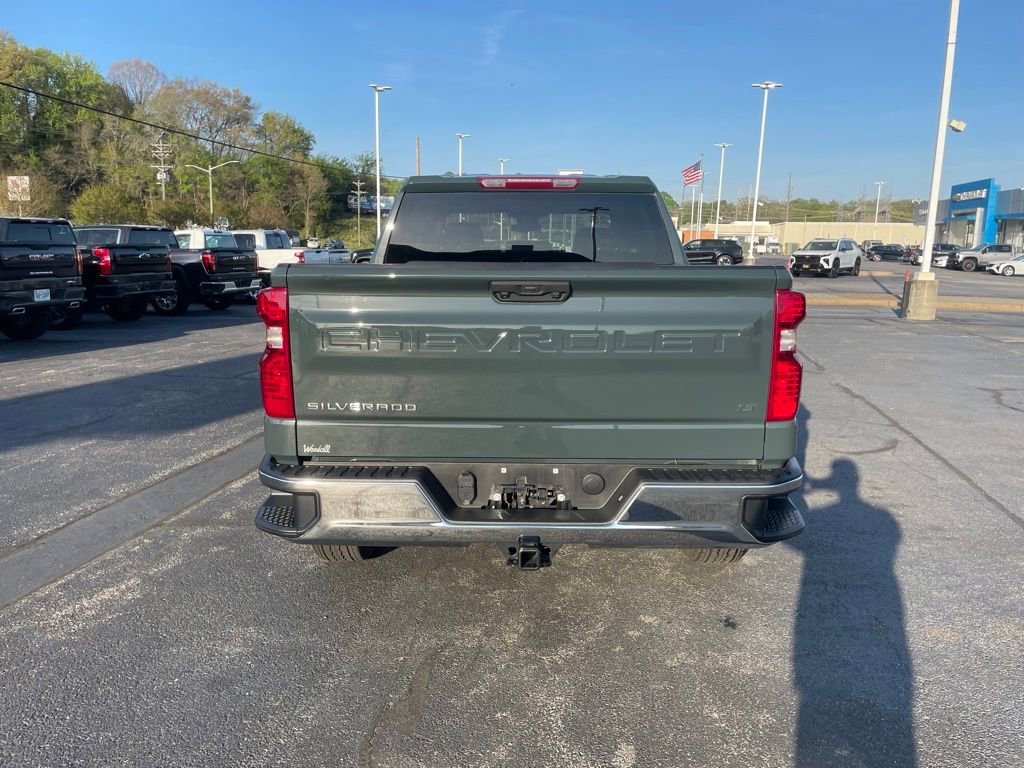 Used 2025 Chevrolet Silverado 1500 LT image 6