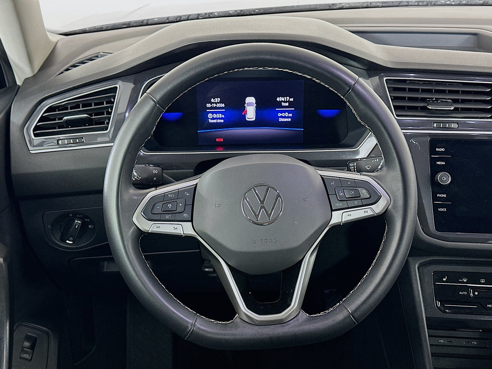 Used 2024 Volkswagen Tiguan SE FWD image 18