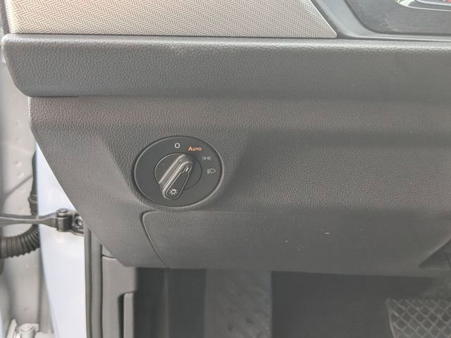 Used 2019 Volkswagen Jetta SE image 12