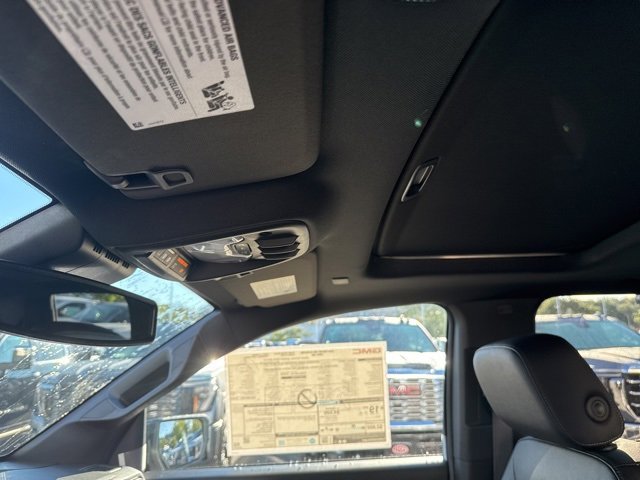 New 2026 GMC Canyon Elevation w/ Convenience Package image 19