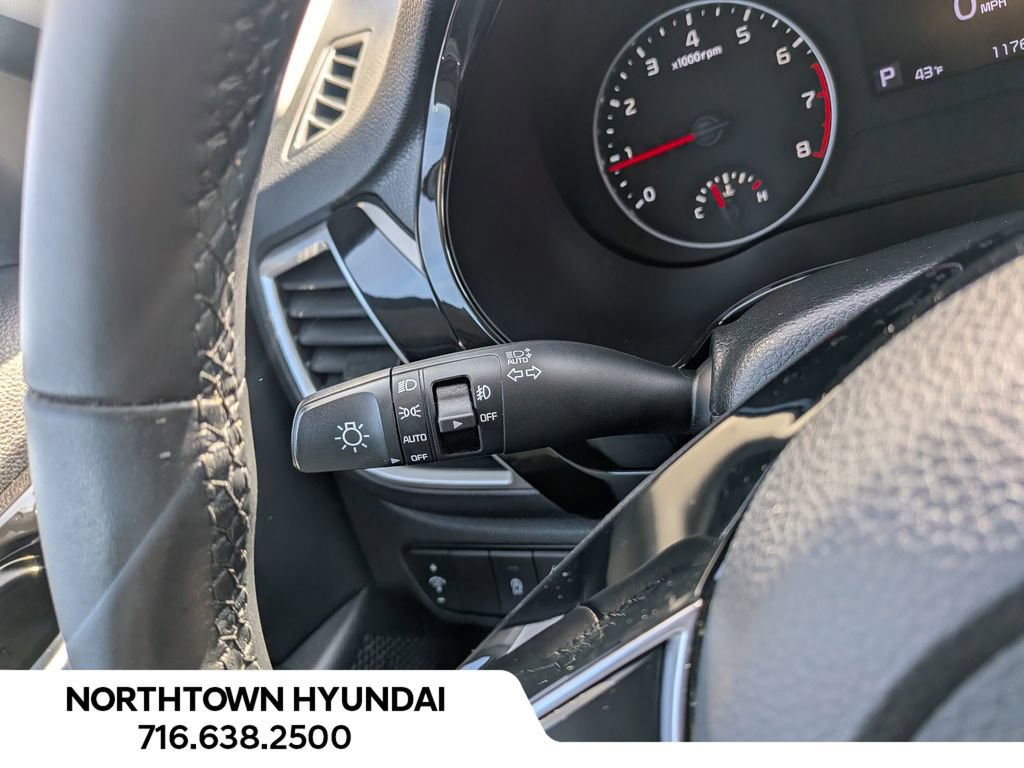 Used 2023 Kia Seltos EX image 30