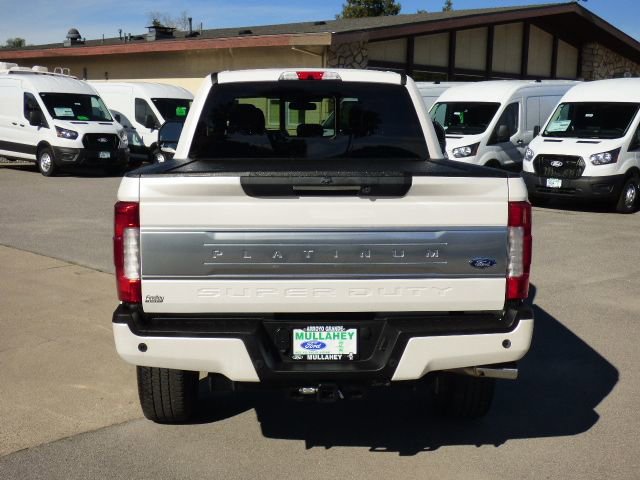 Used 2017 Ford F350 Platinum w/ Platinum Ultimate Package AWD/4WD image 4