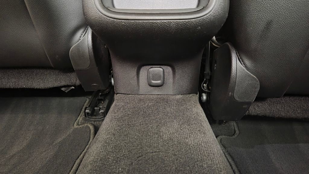 Used 2014 Chevrolet Impala LT w/ Premium Seating Package image 29