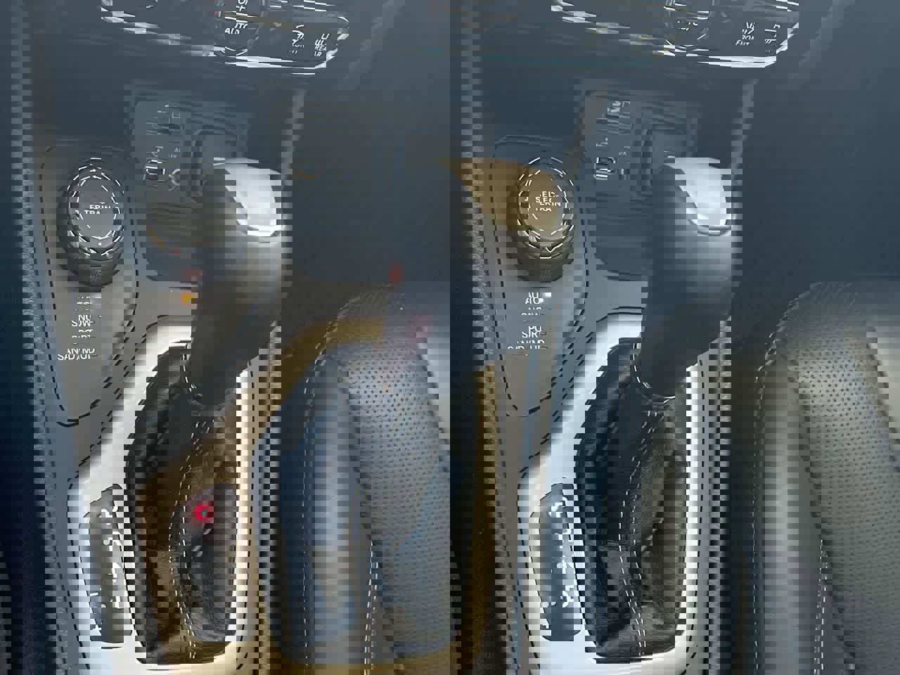 Used 2016 Jeep Cherokee Limited w/ Luxury Group image 20