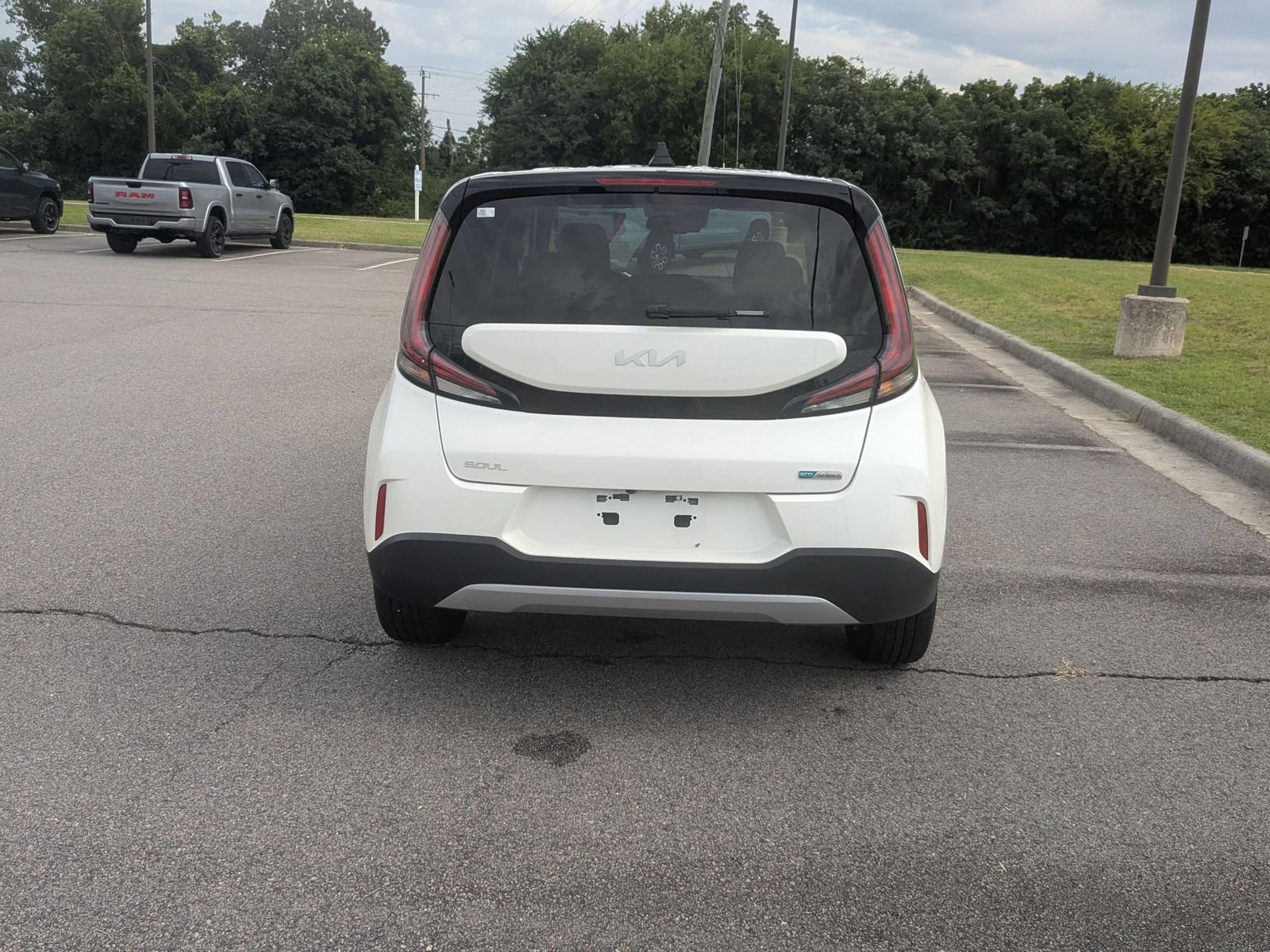 Used 2025 Kia Soul EX FWD image 4