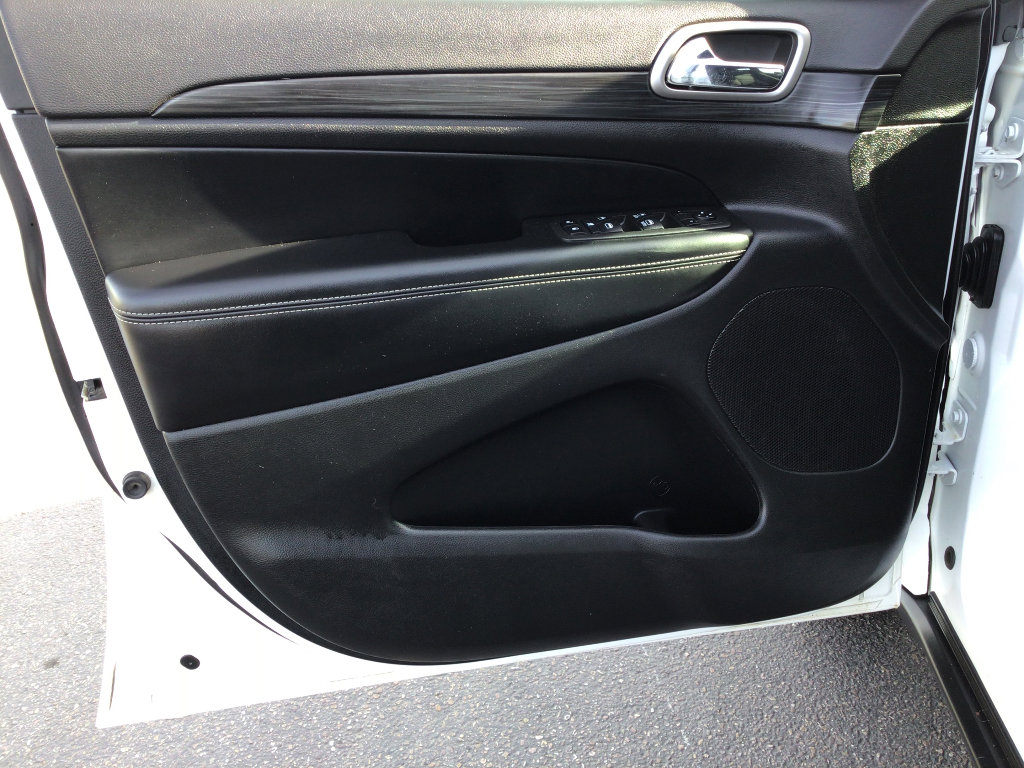 Used 2021 Jeep Grand Cherokee Freedom Edition image 7