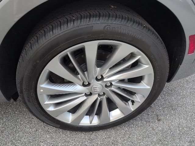 Used 2025 Buick Envision Avenir AWD/4WD image 5