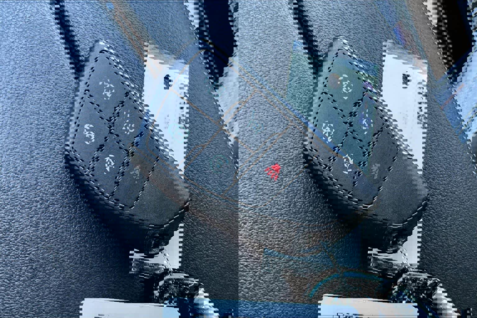 Used 2024 Buick Envision Avenir image 14