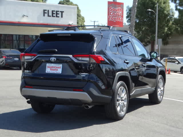 Used 2025 Toyota RAV4 Limited w/ Advanced Technology Package image 8
