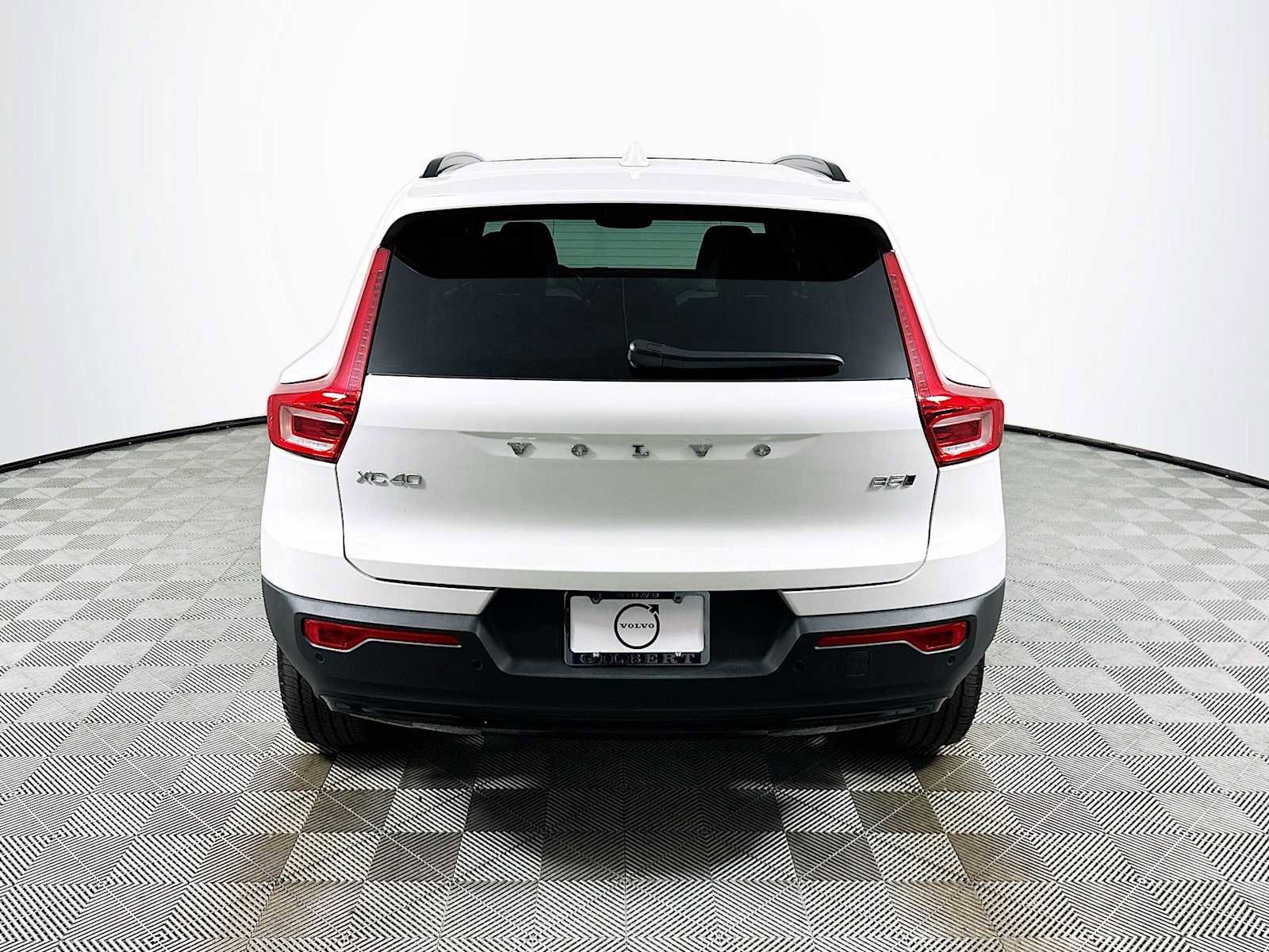 New 2026 Volvo XC40 B5 Plus w/ Protection Package Premier AWD/4WD image 6