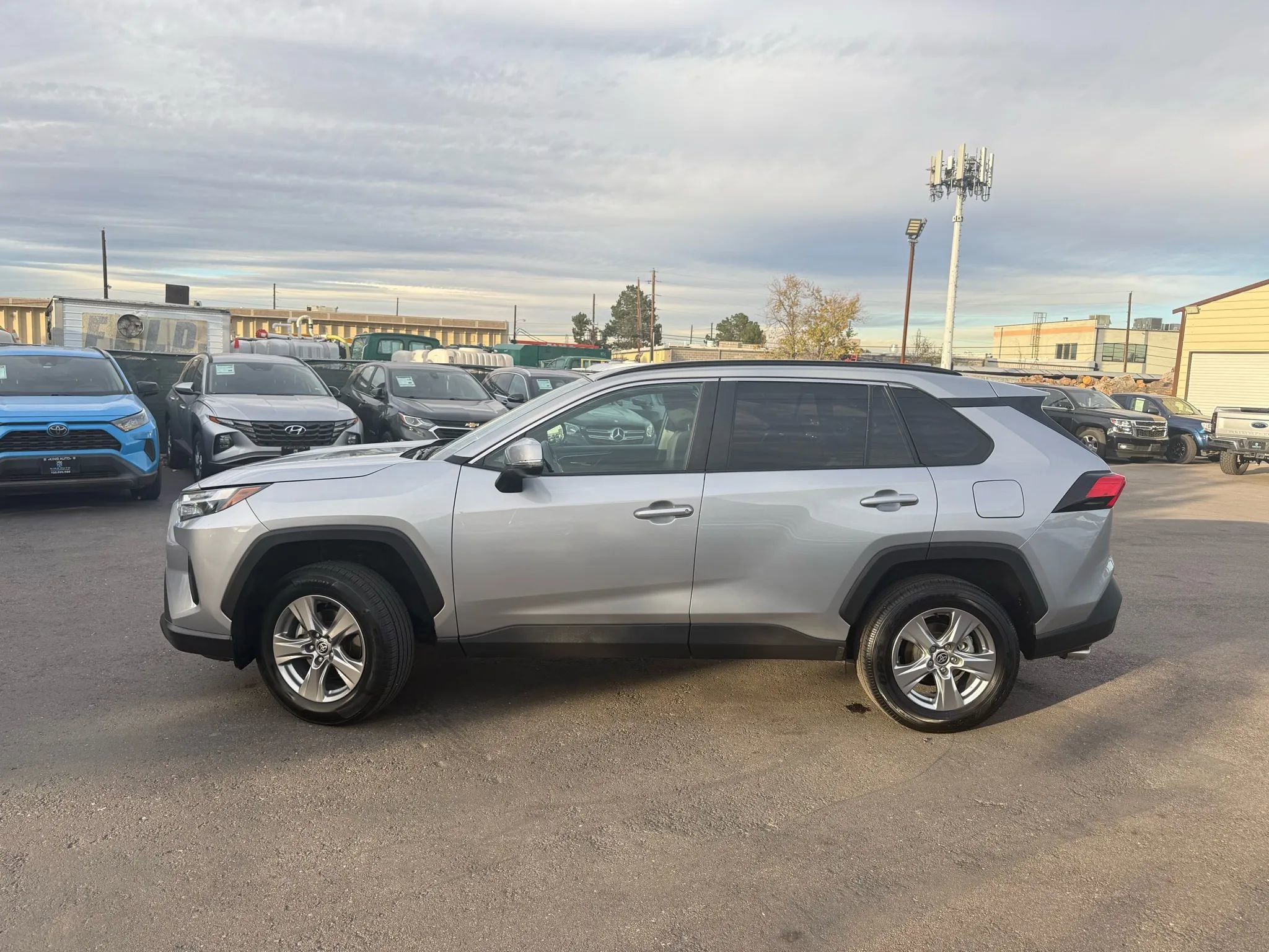 Used 2024 Toyota RAV4 XLE image 3