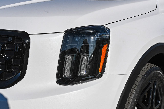Used 2025 Kia Telluride SX Prestige X-Line AWD/4WD image 4