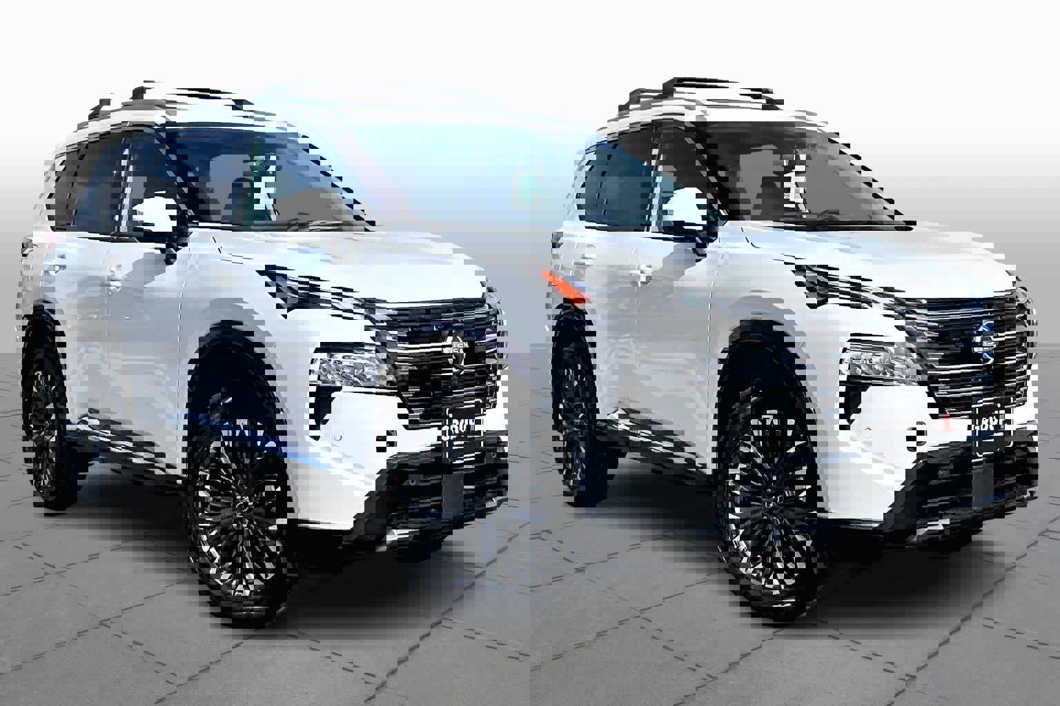 New 2026 Nissan Rogue Platinum image 2