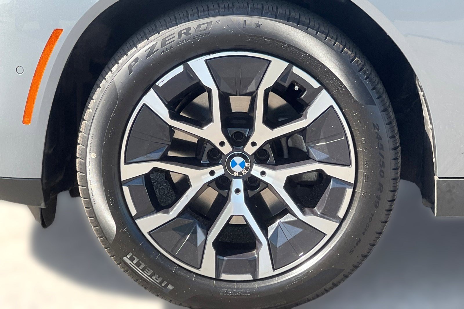 Used 2025 BMW X3 xDrive30i w/ Premium Package AWD/4WD image 11