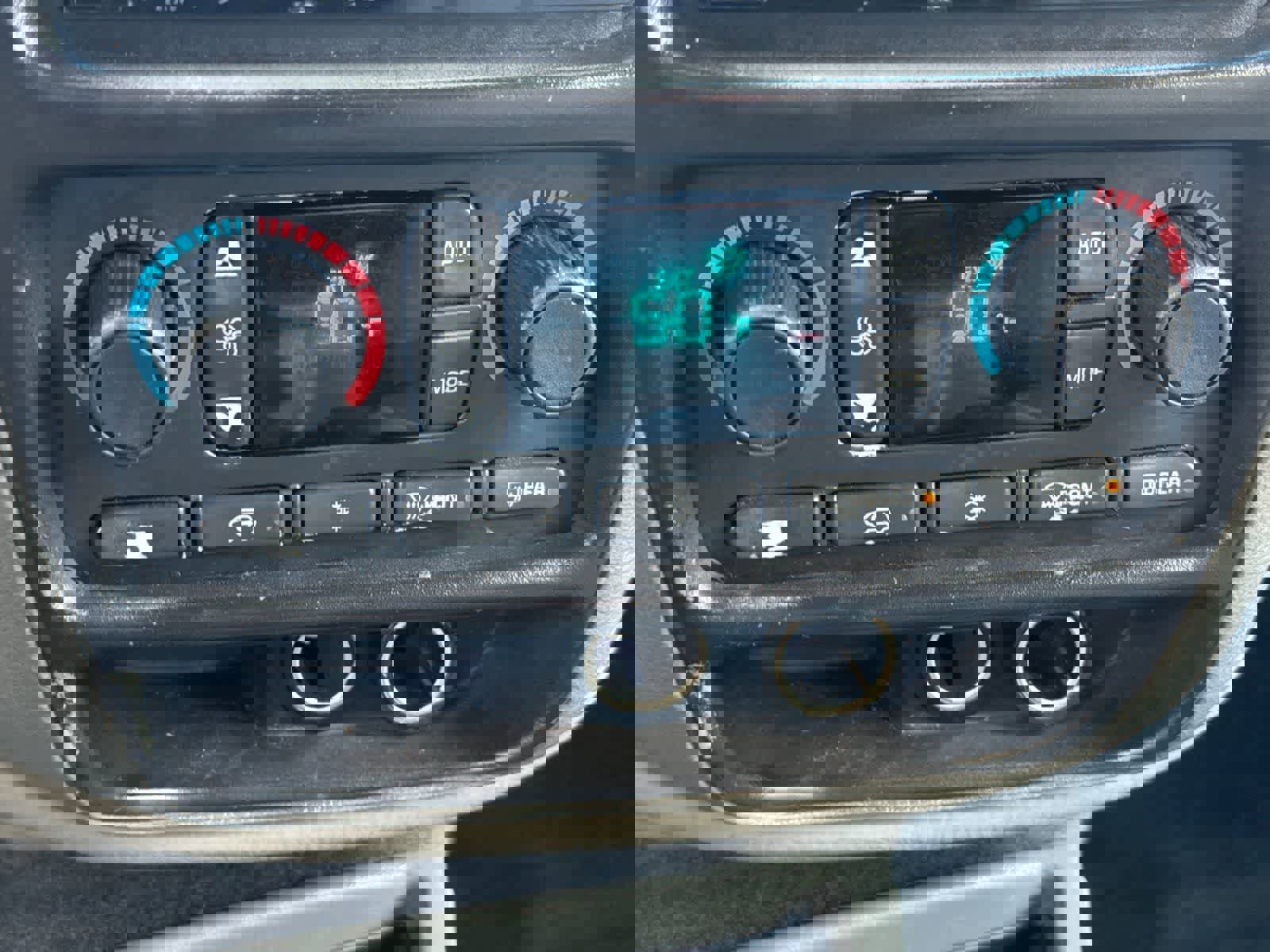 Used 2003 Chevrolet TrailBlazer 4WD image 20