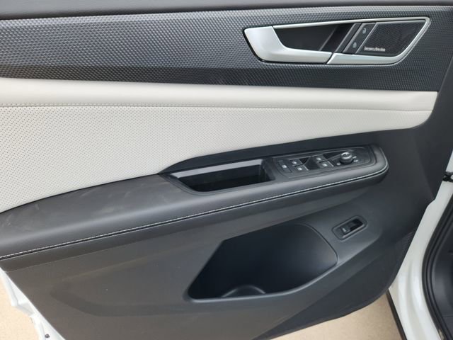 New 2026 Volkswagen Atlas Cross Sport SEL Premium R-Line image 6