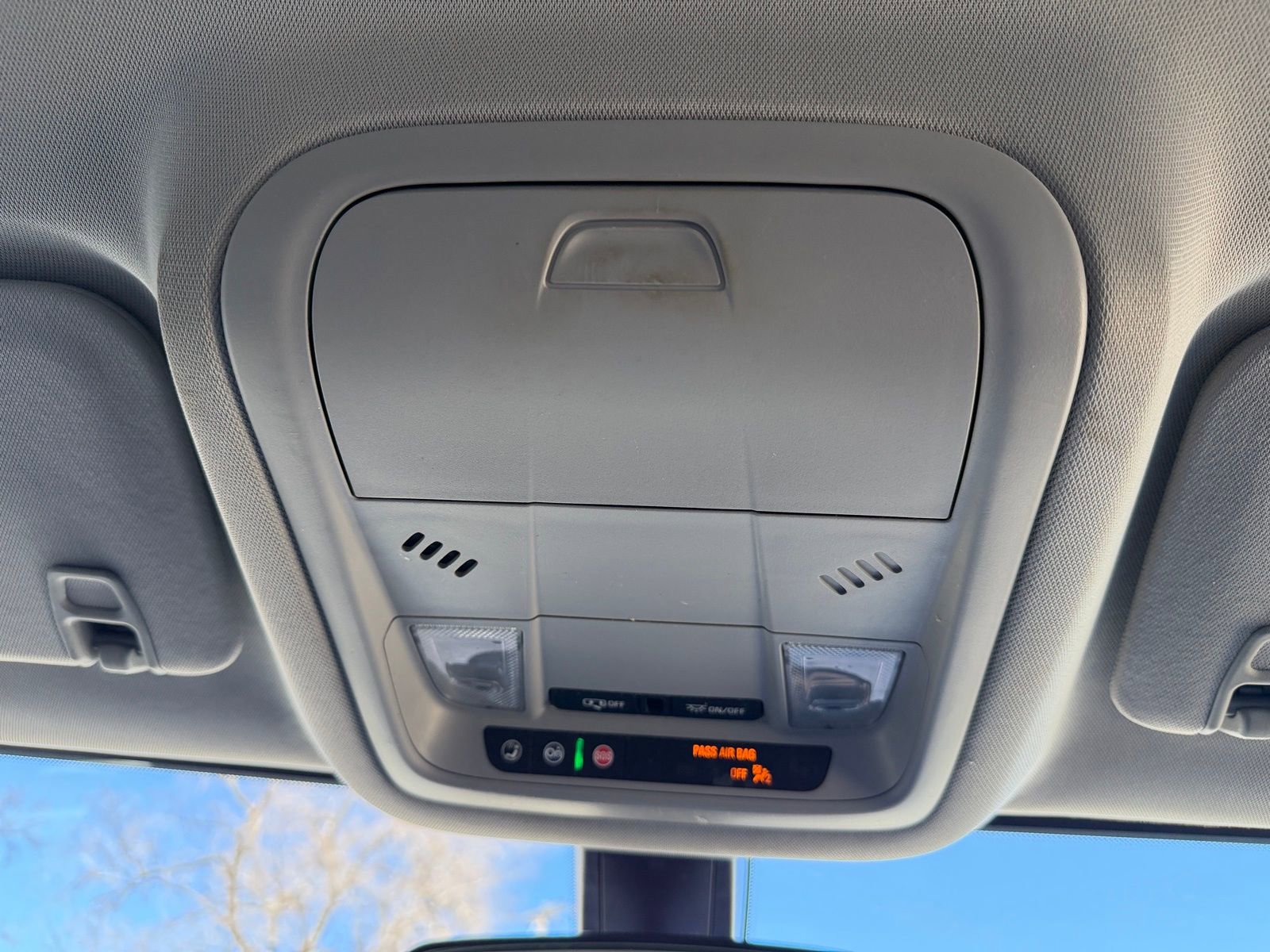 Used 2020 GMC Acadia SLE w/ Driver Convenience Package image 21