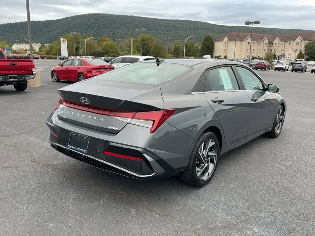 Certified 2024 Hyundai Elantra Limited image 5