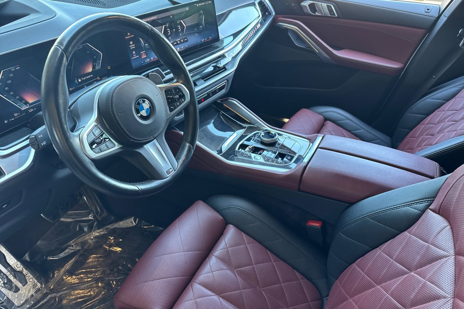 Used 2024 BMW X6 xDrive40i w/ Executive Package AWD/4WD image 4