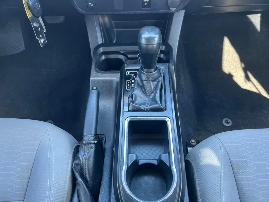 Used 2019 Toyota Tacoma SR w/ SR Convenience Package AWD/4WD image 28