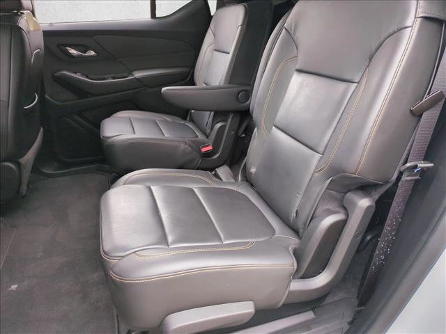 Used 2020 Chevrolet Traverse LT w/ Driver Confidence II Package image 14