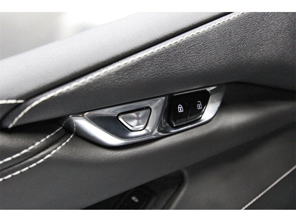 Used 2023 Chevrolet Corvette Stingray Convertible w/ 1LT image 18