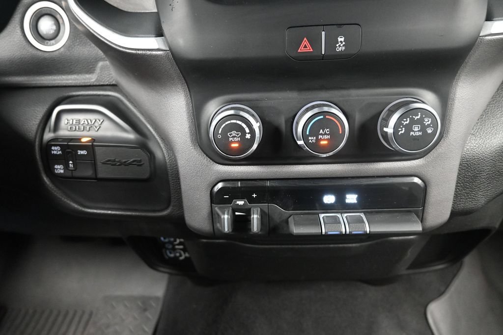 Used 2021 RAM 2500 Big Horn AWD/4WD image 12