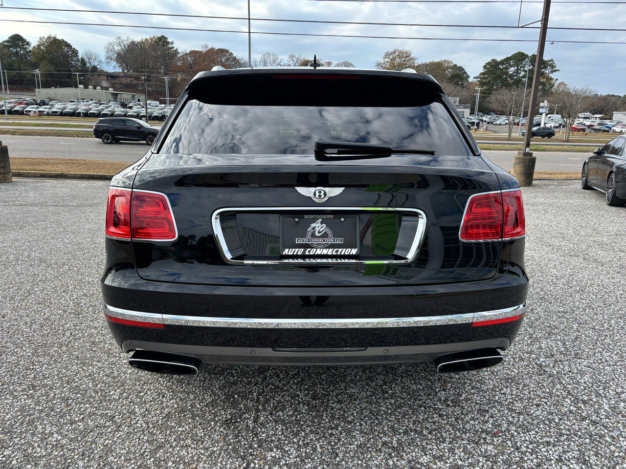 Used 2018 Bentley Bentayga Mulliner image 5