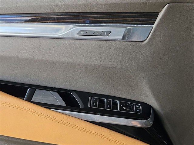 Certified 2025 Cadillac Escalade ESV Premium Luxury w/ Touring Package image 7