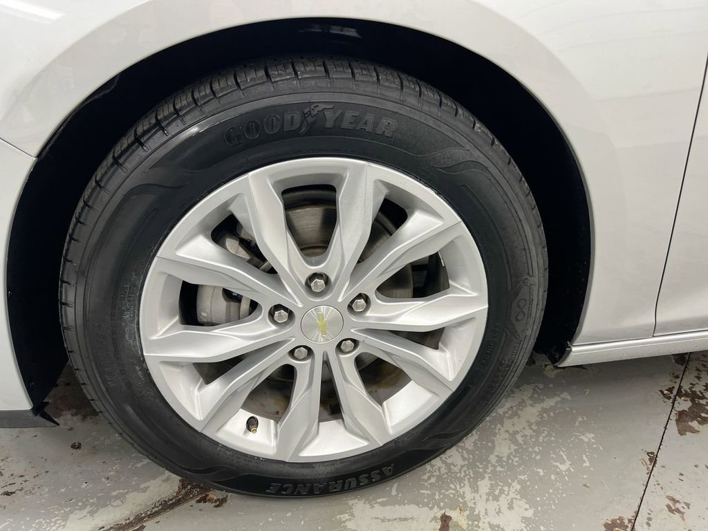 Used 2020 Chevrolet Malibu LT image 26