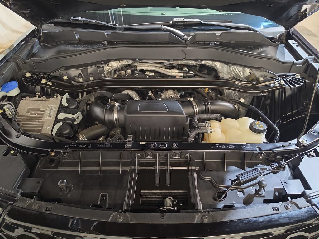 Used 2020 Ford Explorer ST AWD/4WD image 18