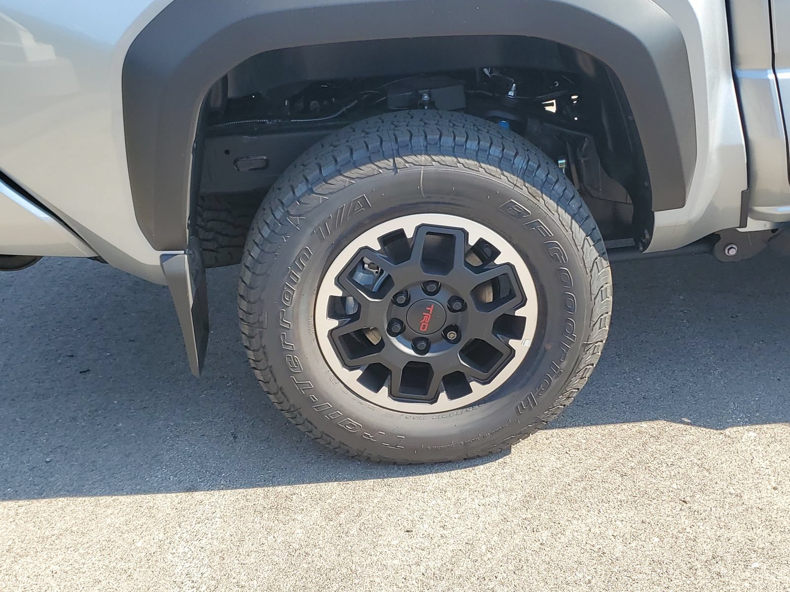 Certified 2026 Toyota Tacoma TRD Off-Road AWD/4WD image 5